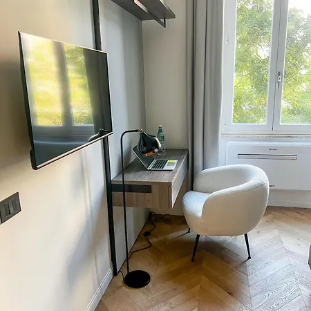 Vatican Boutique - 2 Bedroom - Trilocale Apartment