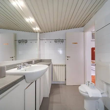 Hill Terrace By Buddyrent Apartment Rome
