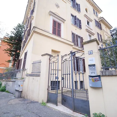 Apartment Hill Terrace By Buddyrent Rome