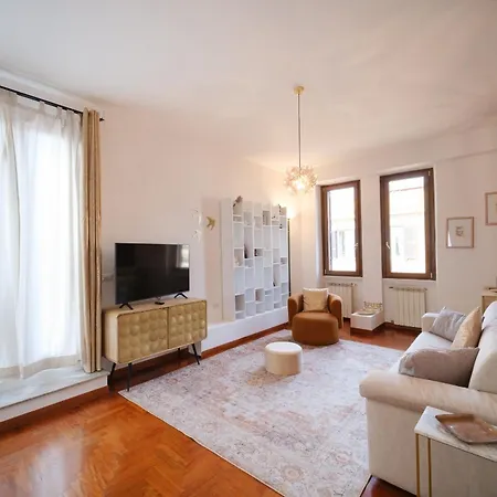 Hill Terrace By Buddyrent Apartment *