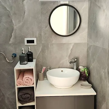 Termini Tina Ya Bed and Breakfast *