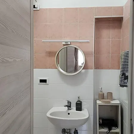 Bed and Breakfast Termini Tina Ya *
