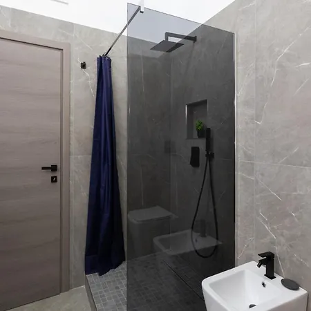 The Rent - Modern One-bedroom In Trastevere * Rom