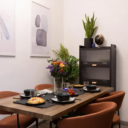 The Rent - Modern One-bedroom In Trastevere アパート ローマ