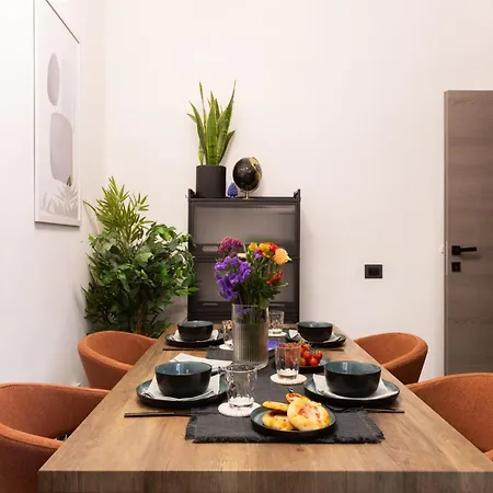 The Rent - Modern One-bedroom In Trastevere