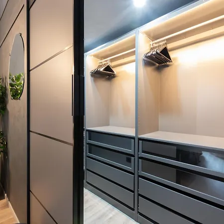 Apartment The Rent - Modern One-bedroom In Trastevere *