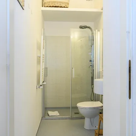 San Lorenzo Flat 2 * Rome