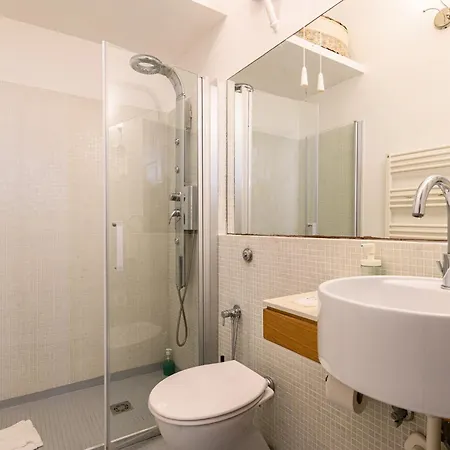 San Lorenzo Flat 2 * Rome