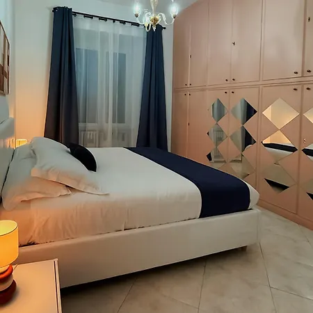 Domus Chiara Al Colosseo Apartment Rome