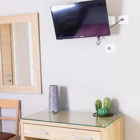San Luigi - Residenza Gemelli Affittacamere 3*