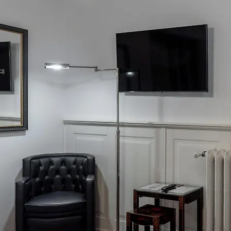 Guest house Regal House Capucci 6