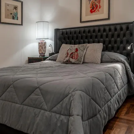 Regal House Capucci 6 Guest house Rome