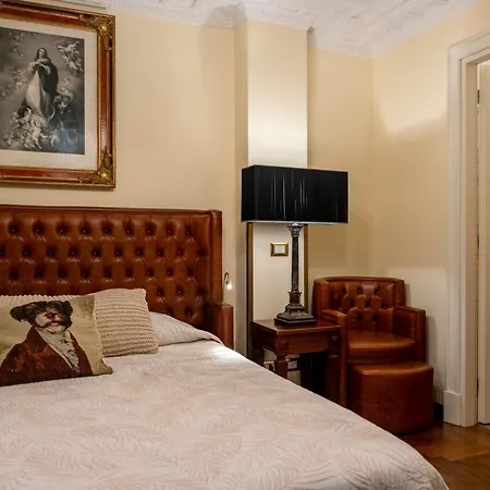 Regal House Capucci 6