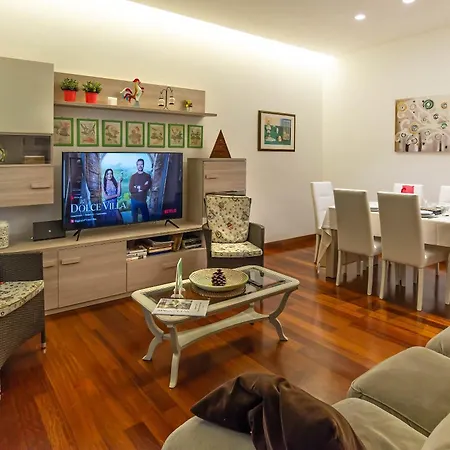 Appartamento Viale Tirreno - Con Patio *