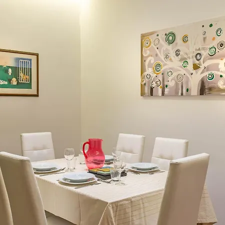 Appartamento Viale Tirreno - Con Patio Roma