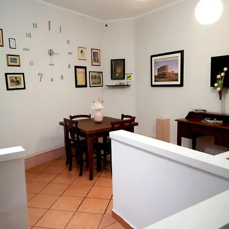 Happy House Guest house *