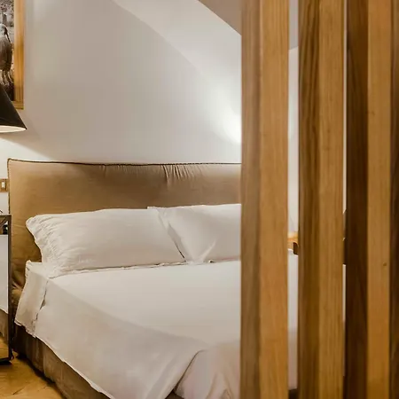 Piazza Navona Luxury Loft Apartment