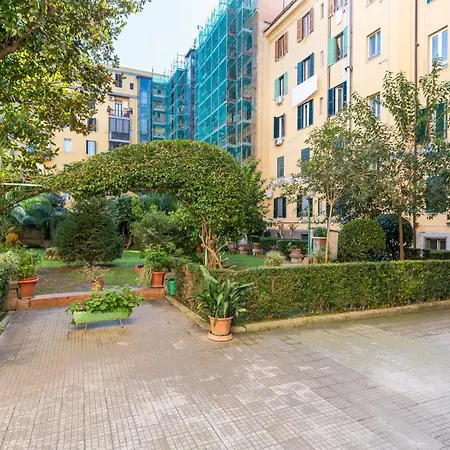 Apartment Dome At Vatican Essence