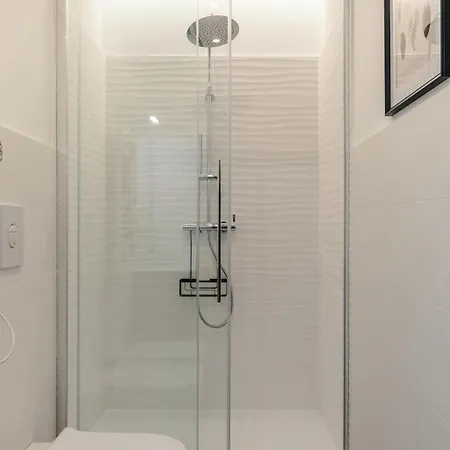 Apartament 2-bedroom Gem *