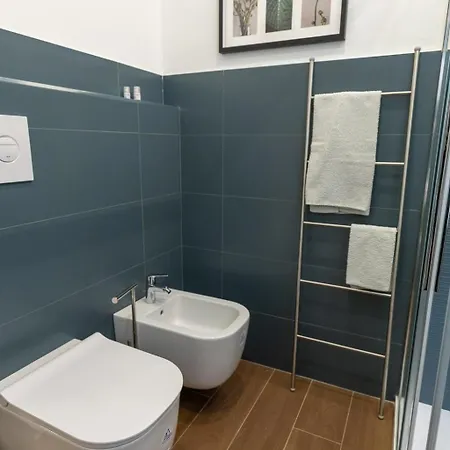2-bedroom Gem * Rzym