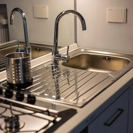2-bedroom Gem Apartament Rzym