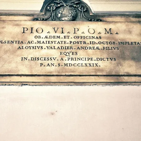 Apartment B89 Luxury Gallery House Piazza Di Spagna Rome