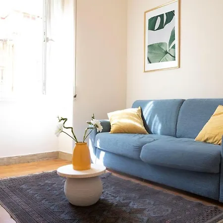 Apartment Vatican-cipro Spacious With A Balcony
