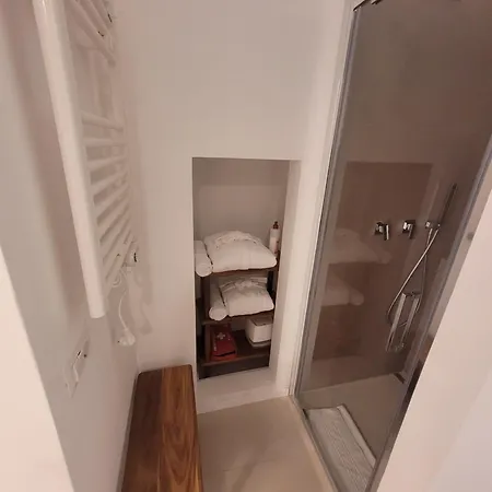 Apartment Mini Loft Madi' *