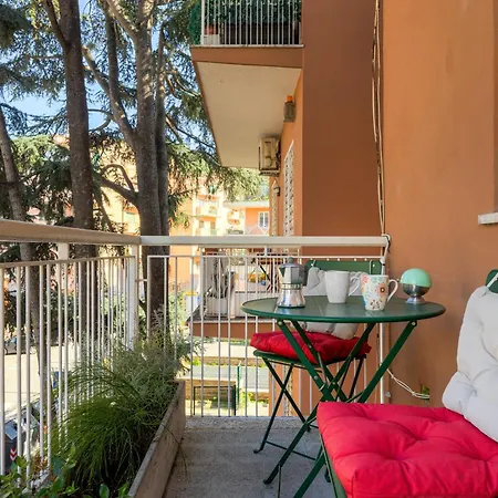 Apartament Vatican 10 Min Modern Ac, Wi-fi, Netflix *