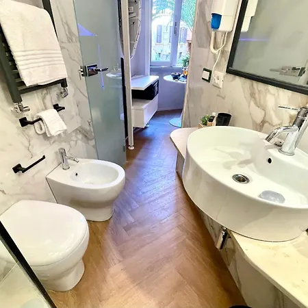 Z-archsuites Urbe Guest house