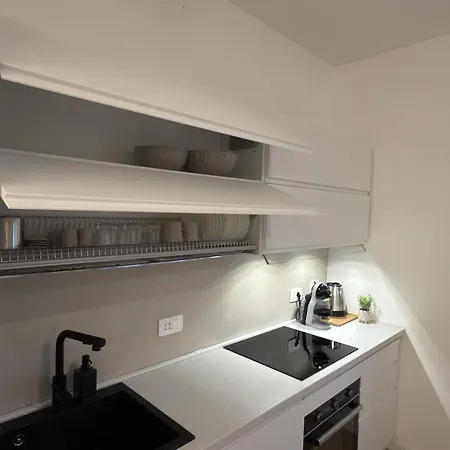Domus Silvestri Apartment *