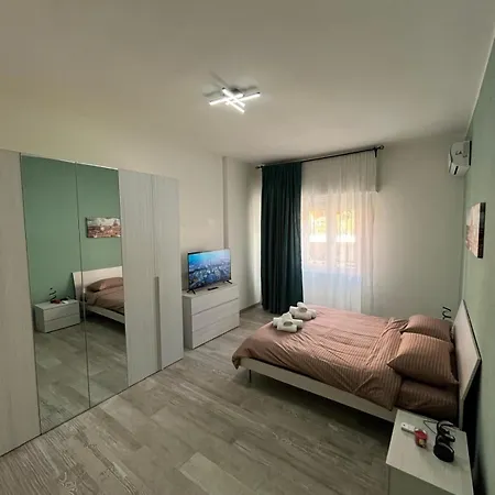 Renma Caffarella House Apartment