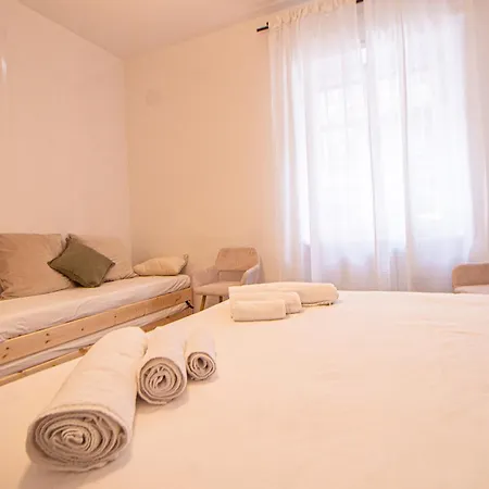 Rhome 34 * Roma