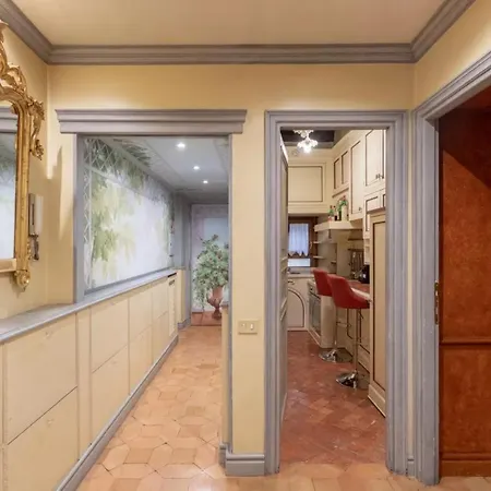 Apartment Antique Luxury House