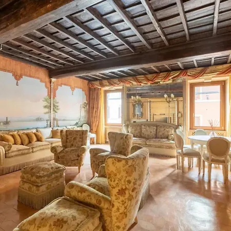 Antique Luxury House Apartment Rome