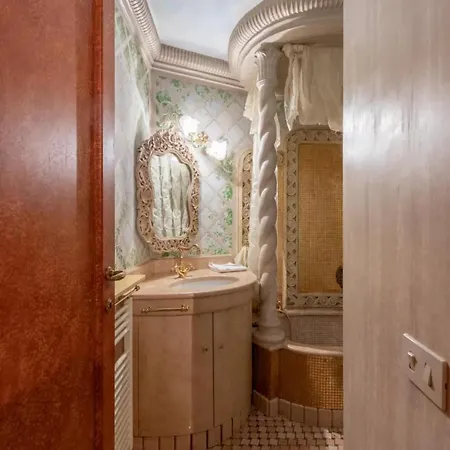 Apartment Antique Luxury House Rome