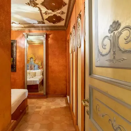 Antique Luxury House *