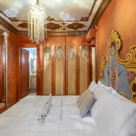 Antique Luxury House Apartment *