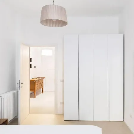 Apartment Piazzale Delle Province A 2 Passi Dalla Metro Aria Condizionata Wifi E Smart Tv