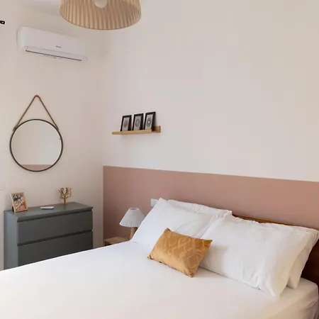 Apartment Piazzale Delle Province A 2 Passi Dalla Metro Aria Condizionata Wifi E Smart Tv *
