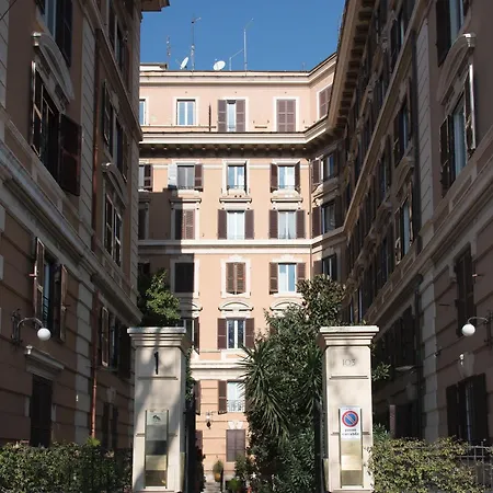 Guest house Colosseum By Glen *