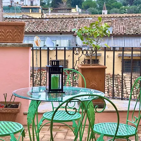 Paradiso Borgia Apartment *
