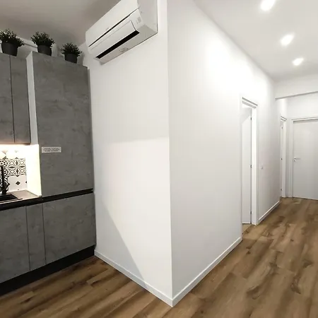 Ancient Colosseum Modern And Bright Apartment *