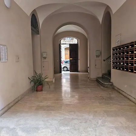 Cialdini 13 Rome Guest house