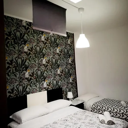 Happy House Guest house