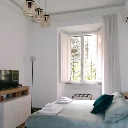 Cozy Hideaway In Trastevere *
