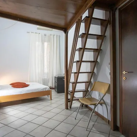 Domus Giulio Cesare - Vatican Museum Apartment Rome