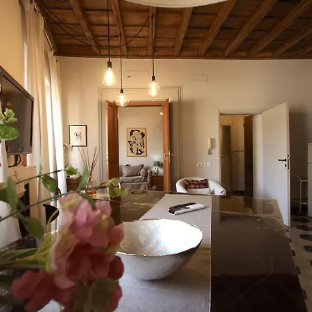 Navona Opera House Apartment *