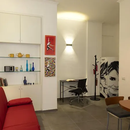 Fausta Holiday home Rome