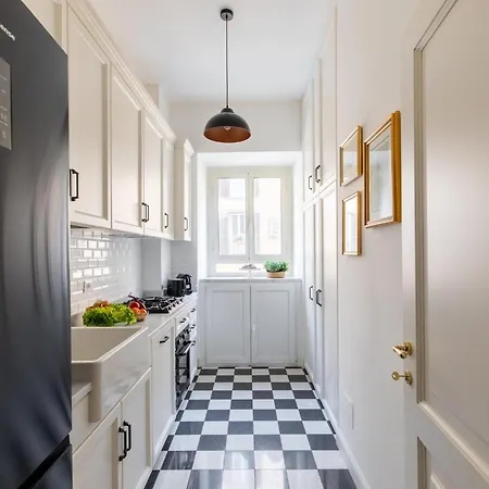 Iflat Charming & Spacious Flat In Trastevere Apartment *